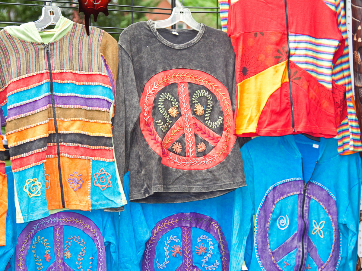 Hey Hippie… Savaşma, seviş!